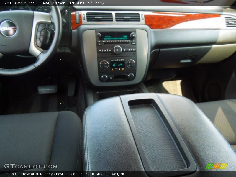 Carbon Black Metallic / Ebony 2011 GMC Yukon SLE 4x4