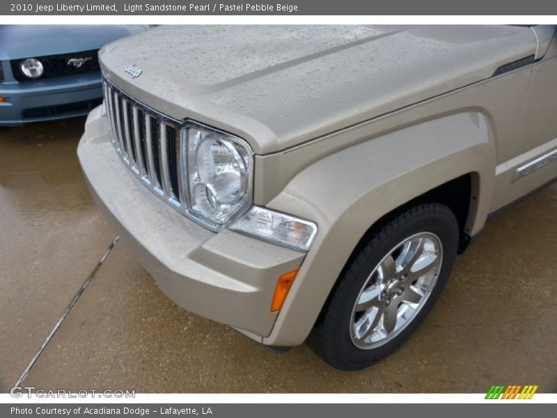 Light Sandstone Pearl / Pastel Pebble Beige 2010 Jeep Liberty Limited