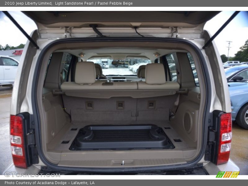 Light Sandstone Pearl / Pastel Pebble Beige 2010 Jeep Liberty Limited
