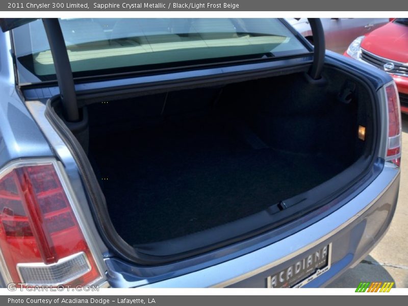 Sapphire Crystal Metallic / Black/Light Frost Beige 2011 Chrysler 300 Limited