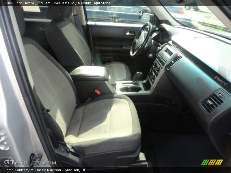 Brilliant Silver Metallic / Medium Light Stone 2009 Ford Flex SE