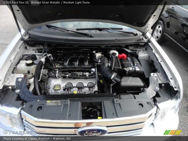 Brilliant Silver Metallic / Medium Light Stone 2009 Ford Flex SE