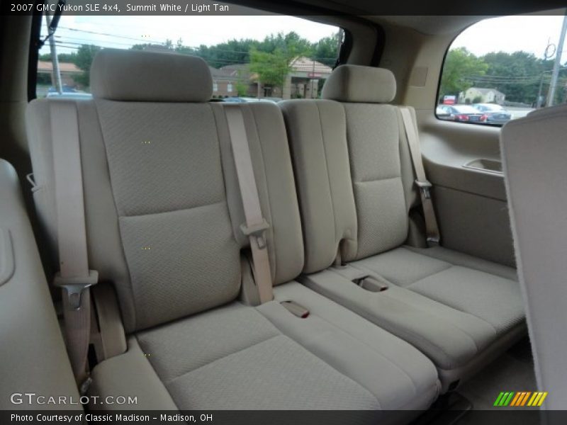 Summit White / Light Tan 2007 GMC Yukon SLE 4x4