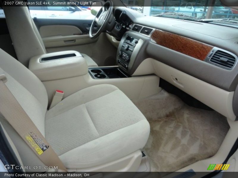 Summit White / Light Tan 2007 GMC Yukon SLE 4x4