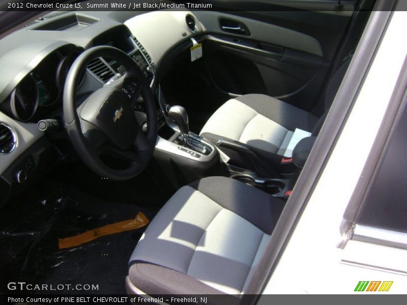 Summit White / Jet Black/Medium Titanium 2012 Chevrolet Cruze LS