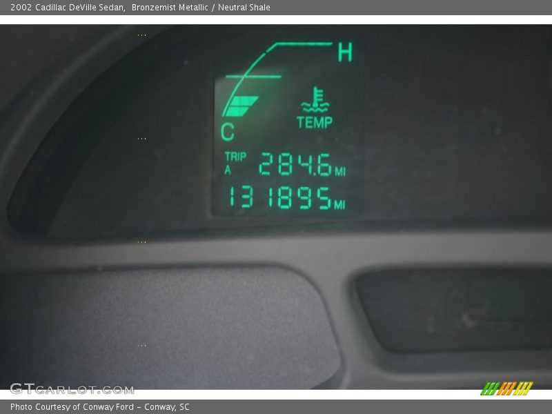 Bronzemist Metallic / Neutral Shale 2002 Cadillac DeVille Sedan