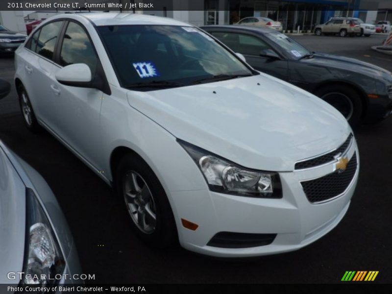 Summit White / Jet Black 2011 Chevrolet Cruze LT