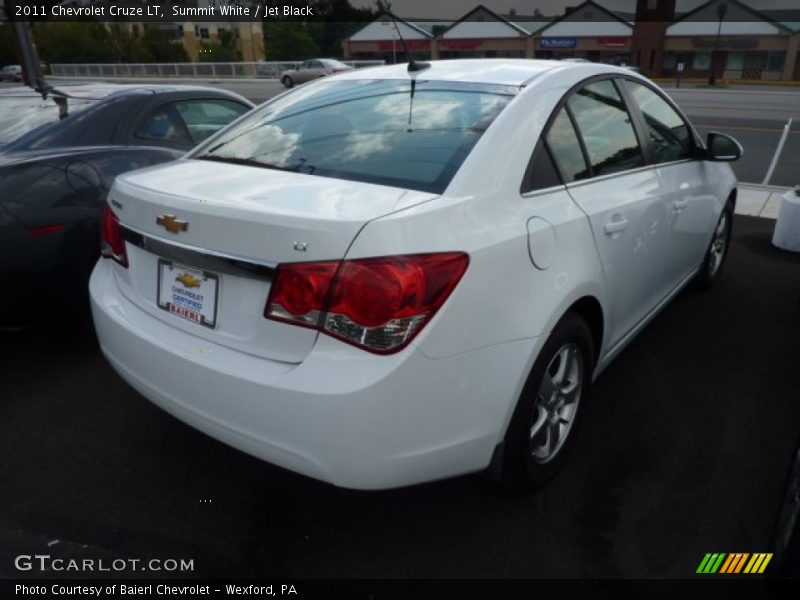 Summit White / Jet Black 2011 Chevrolet Cruze LT