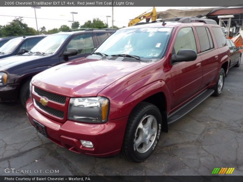 Red Jewel Tint Coat / Light Gray 2006 Chevrolet TrailBlazer EXT LT 4x4