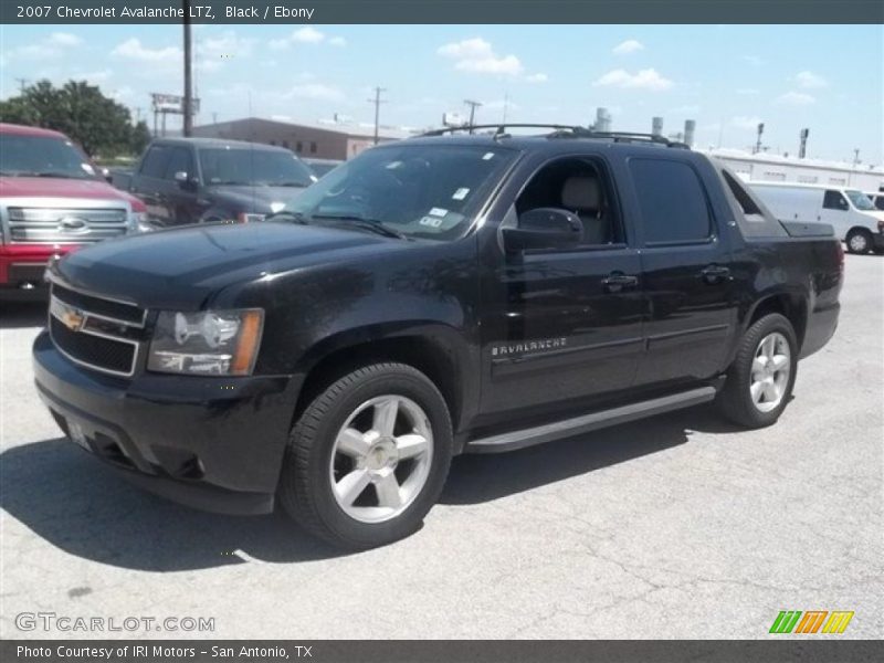 Black / Ebony 2007 Chevrolet Avalanche LTZ
