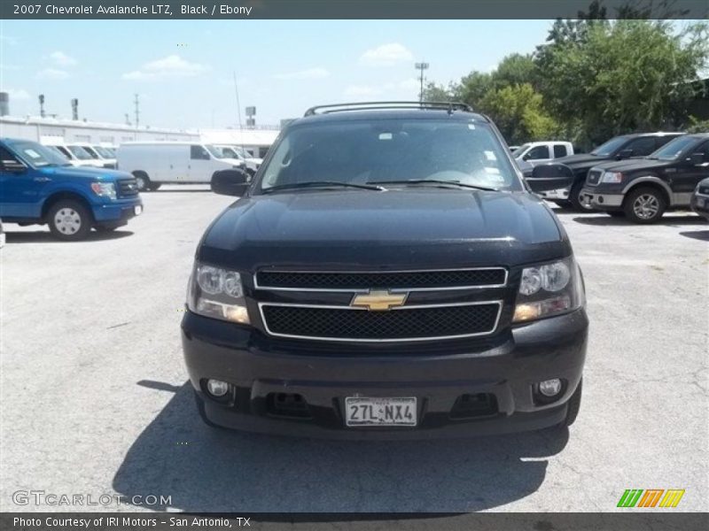 Black / Ebony 2007 Chevrolet Avalanche LTZ