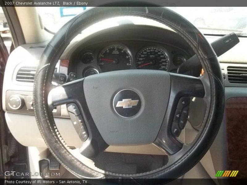 Black / Ebony 2007 Chevrolet Avalanche LTZ