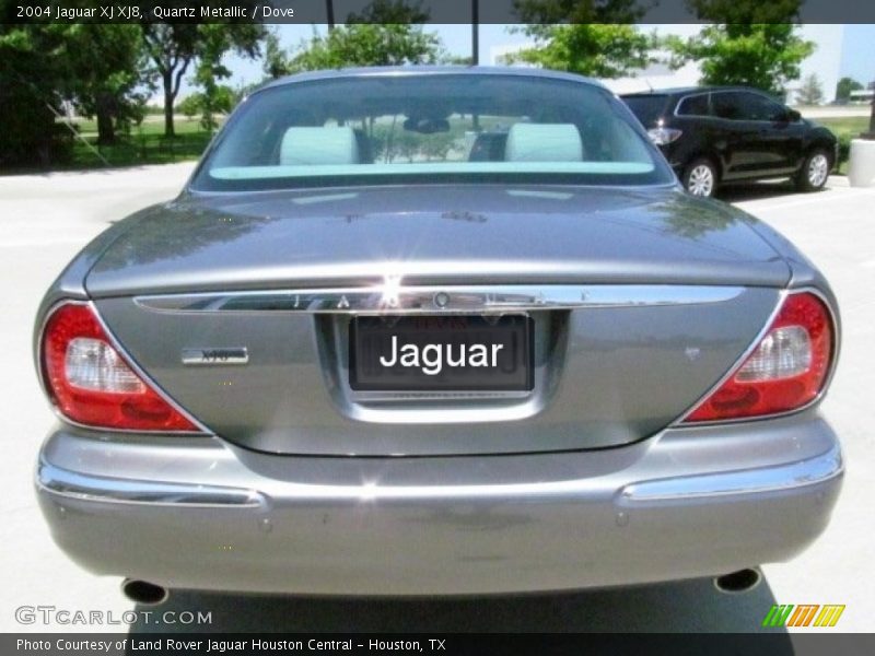 Quartz Metallic / Dove 2004 Jaguar XJ XJ8