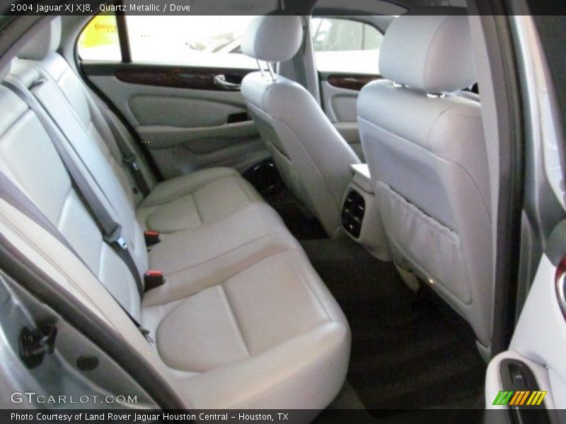 Quartz Metallic / Dove 2004 Jaguar XJ XJ8