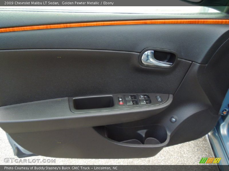 Door Panel of 2009 Malibu LT Sedan