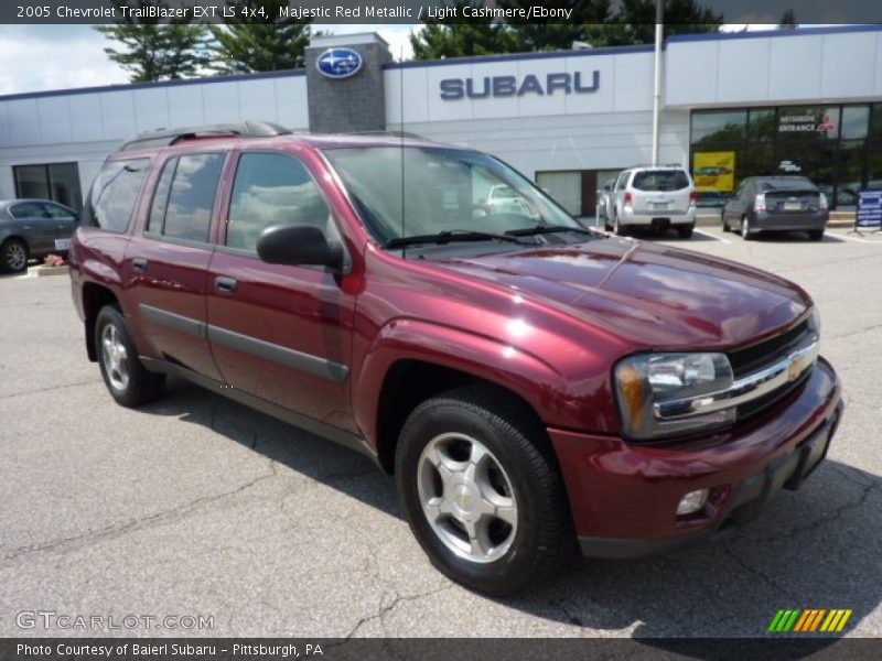 Majestic Red Metallic / Light Cashmere/Ebony 2005 Chevrolet TrailBlazer EXT LS 4x4