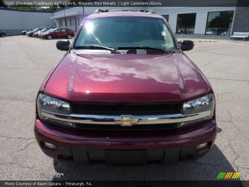 Majestic Red Metallic / Light Cashmere/Ebony 2005 Chevrolet TrailBlazer EXT LS 4x4