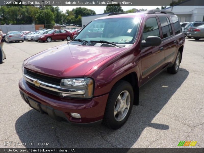 Majestic Red Metallic / Light Cashmere/Ebony 2005 Chevrolet TrailBlazer EXT LS 4x4
