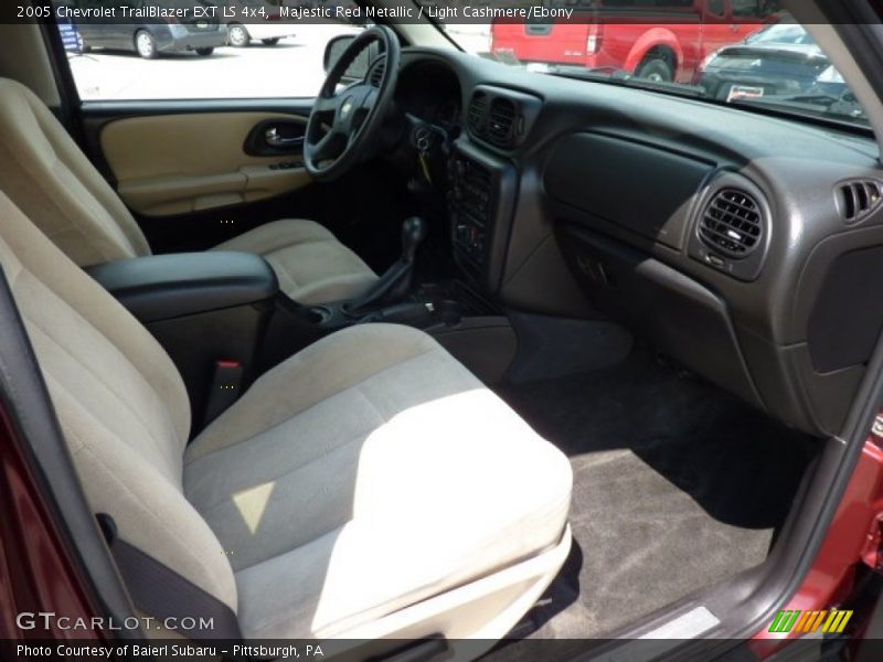 Majestic Red Metallic / Light Cashmere/Ebony 2005 Chevrolet TrailBlazer EXT LS 4x4