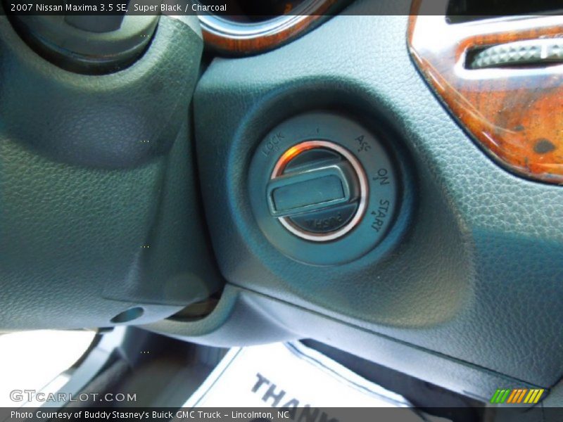 Super Black / Charcoal 2007 Nissan Maxima 3.5 SE