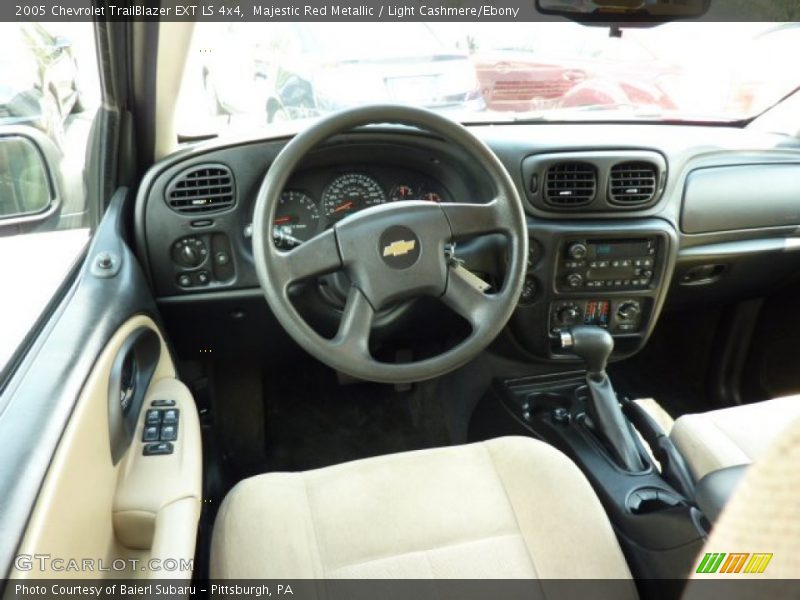 Majestic Red Metallic / Light Cashmere/Ebony 2005 Chevrolet TrailBlazer EXT LS 4x4