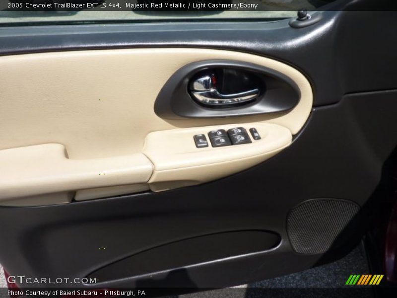 Majestic Red Metallic / Light Cashmere/Ebony 2005 Chevrolet TrailBlazer EXT LS 4x4