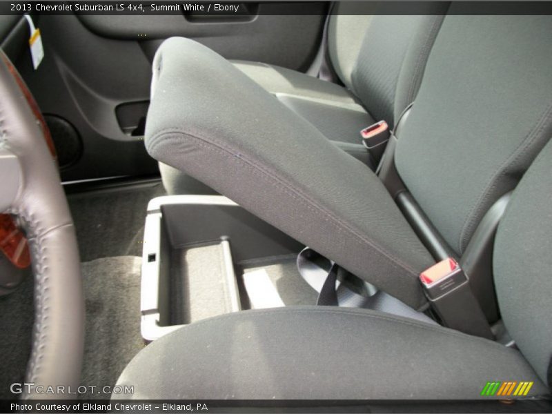 Summit White / Ebony 2013 Chevrolet Suburban LS 4x4
