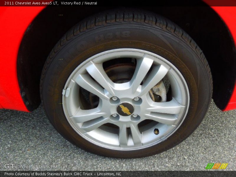 Victory Red / Neutral 2011 Chevrolet Aveo Aveo5 LT