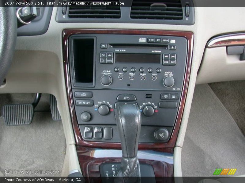 Titanium Gray Metallic / Taupe/Light Taupe 2007 Volvo S60 2.5T