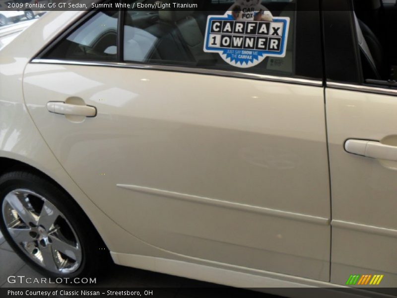 Summit White / Ebony/Light Titanium 2009 Pontiac G6 GT Sedan