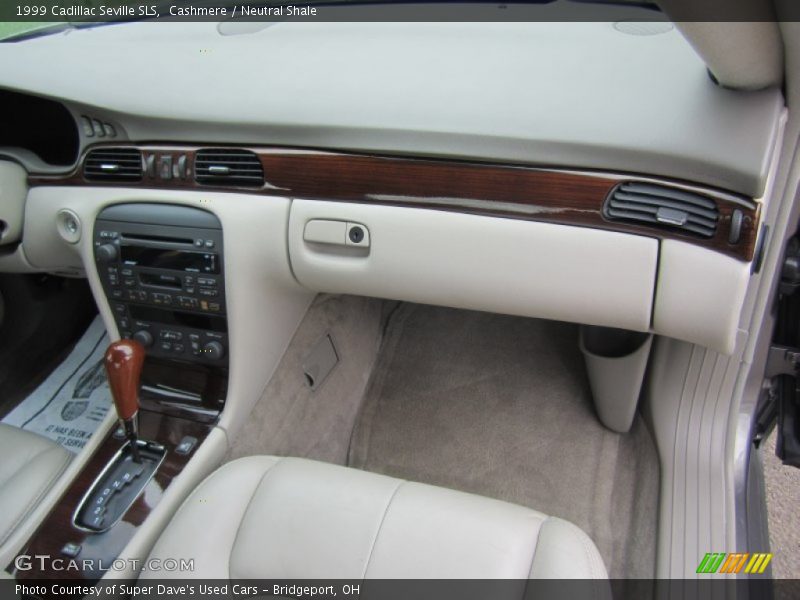 Cashmere / Neutral Shale 1999 Cadillac Seville SLS