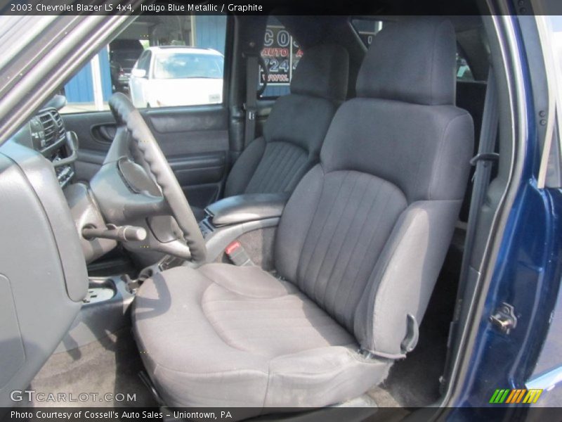 Indigo Blue Metallic / Graphite 2003 Chevrolet Blazer LS 4x4