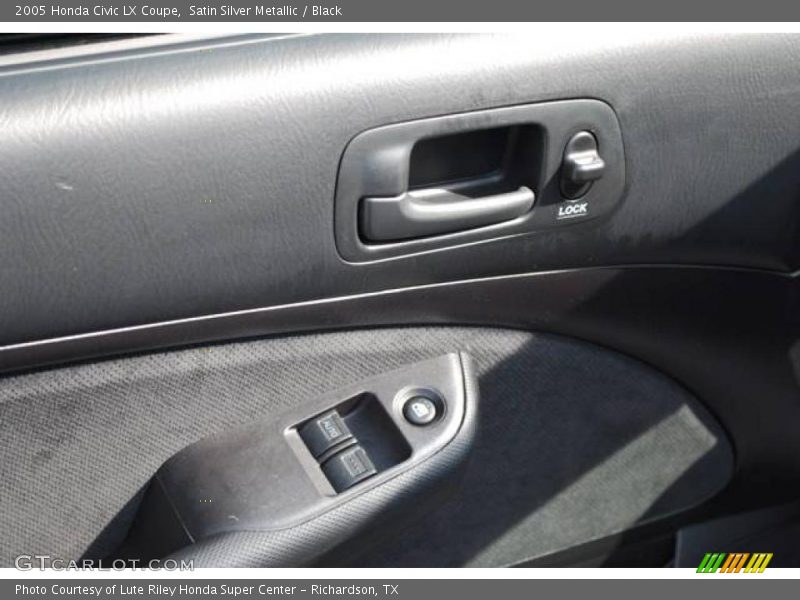 Satin Silver Metallic / Black 2005 Honda Civic LX Coupe