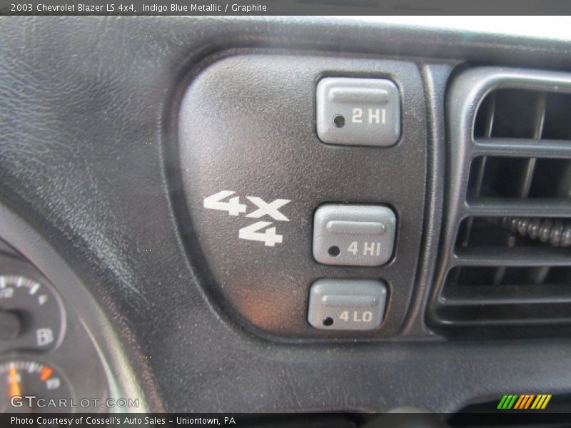 Indigo Blue Metallic / Graphite 2003 Chevrolet Blazer LS 4x4