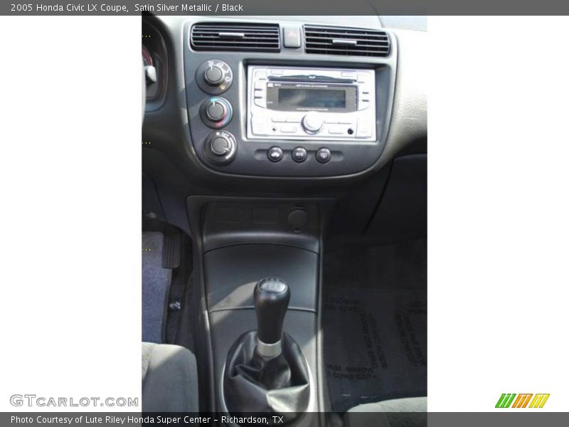 Satin Silver Metallic / Black 2005 Honda Civic LX Coupe