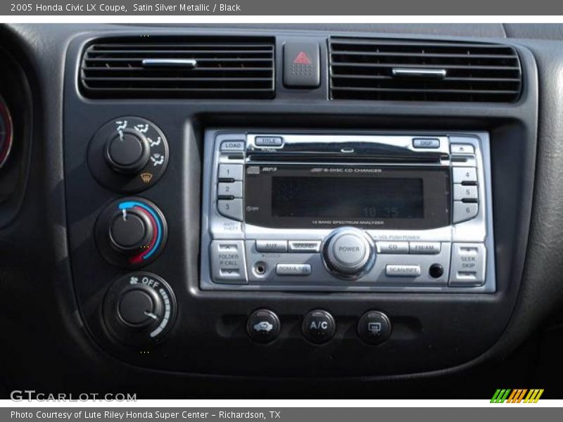 Satin Silver Metallic / Black 2005 Honda Civic LX Coupe