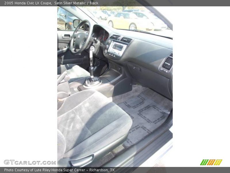 Satin Silver Metallic / Black 2005 Honda Civic LX Coupe
