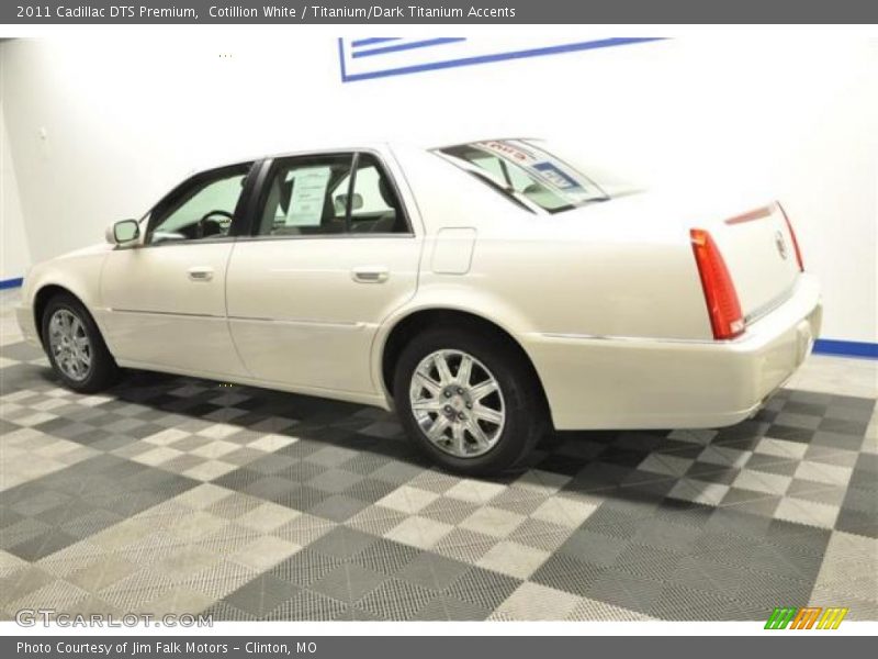 Cotillion White / Titanium/Dark Titanium Accents 2011 Cadillac DTS Premium