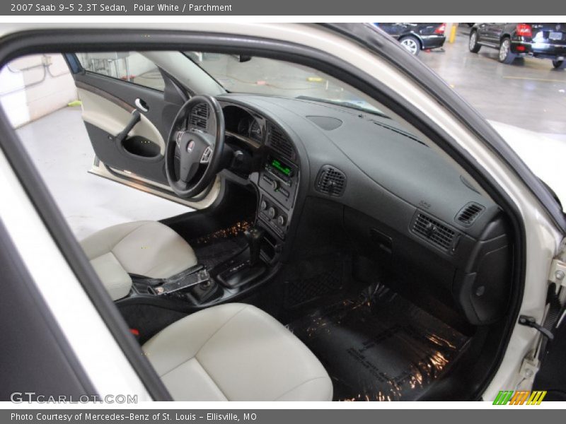 Polar White / Parchment 2007 Saab 9-5 2.3T Sedan