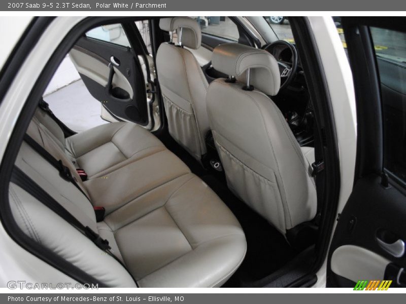 Polar White / Parchment 2007 Saab 9-5 2.3T Sedan