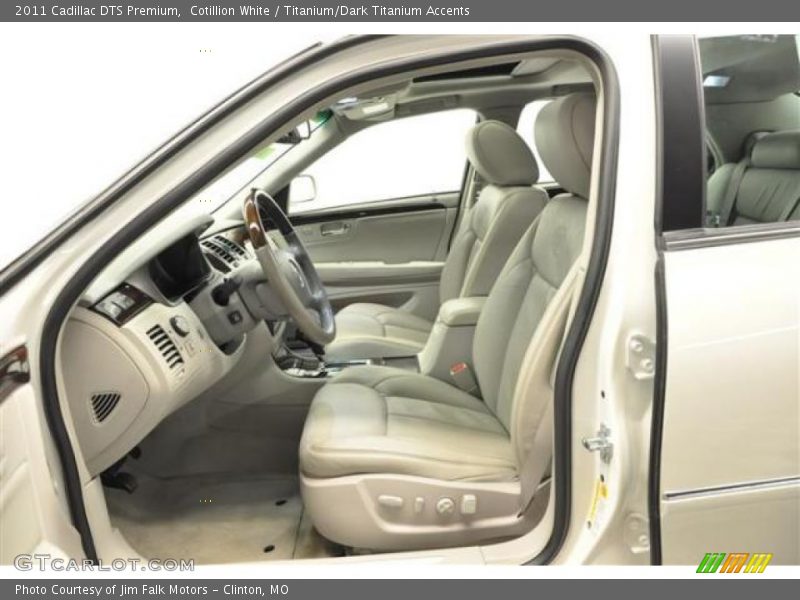 Cotillion White / Titanium/Dark Titanium Accents 2011 Cadillac DTS Premium