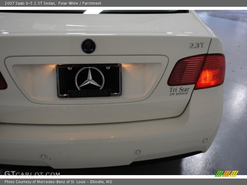 Polar White / Parchment 2007 Saab 9-5 2.3T Sedan