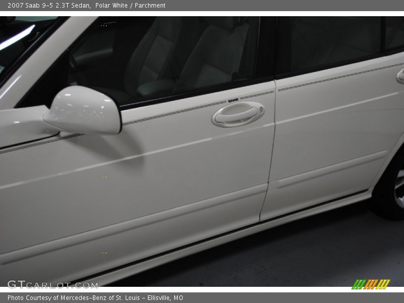 Polar White / Parchment 2007 Saab 9-5 2.3T Sedan