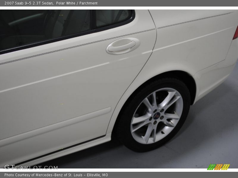 Polar White / Parchment 2007 Saab 9-5 2.3T Sedan