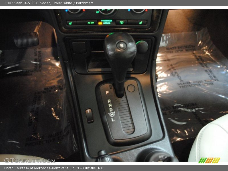 Polar White / Parchment 2007 Saab 9-5 2.3T Sedan