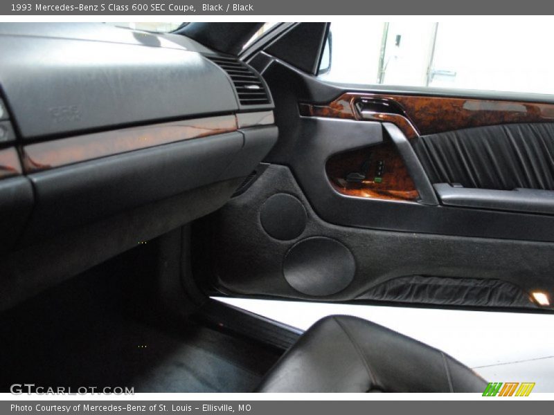 Black / Black 1993 Mercedes-Benz S Class 600 SEC Coupe
