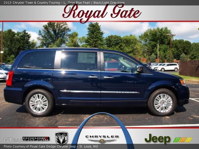 True Blue Pearl / Black/Light Graystone 2013 Chrysler Town & Country Touring - L