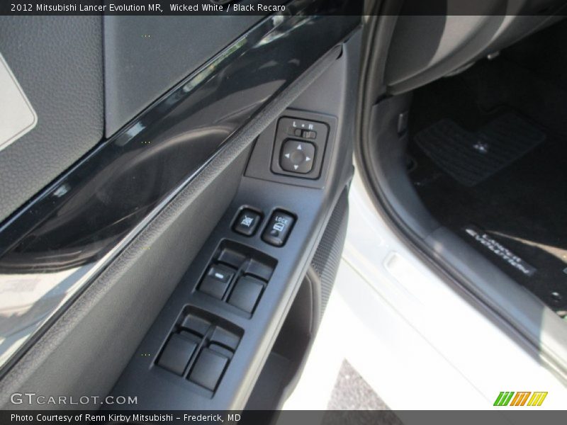 Wicked White / Black Recaro 2012 Mitsubishi Lancer Evolution MR