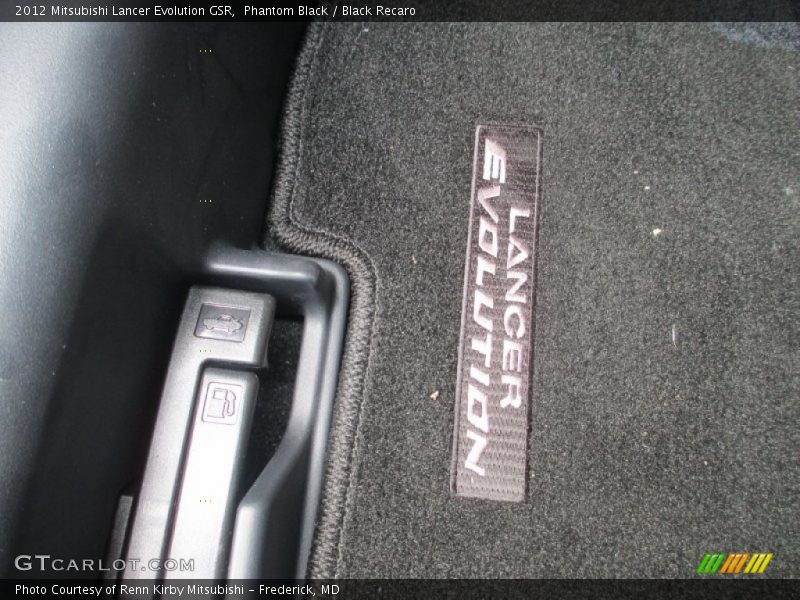 Phantom Black / Black Recaro 2012 Mitsubishi Lancer Evolution GSR