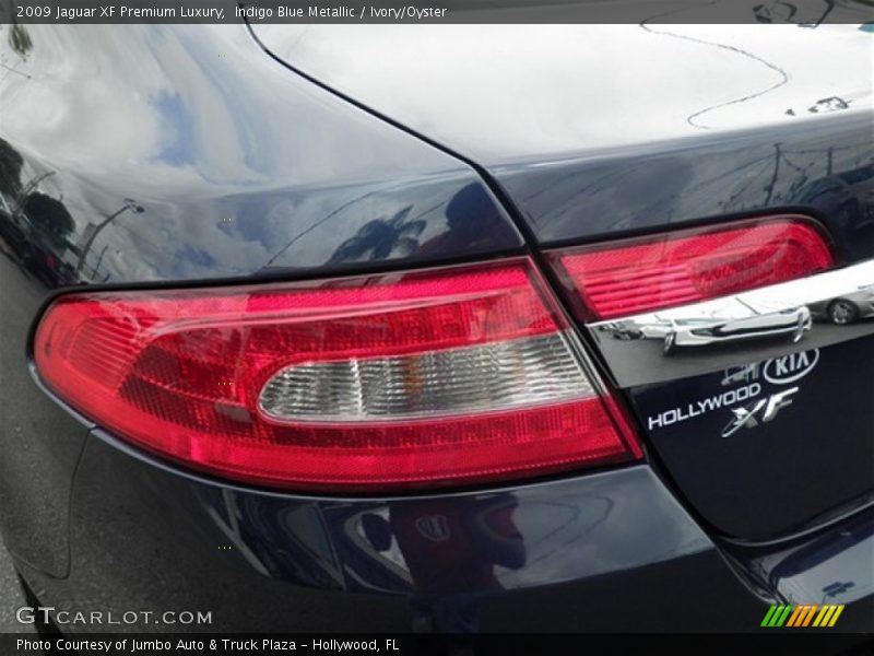 Indigo Blue Metallic / Ivory/Oyster 2009 Jaguar XF Premium Luxury